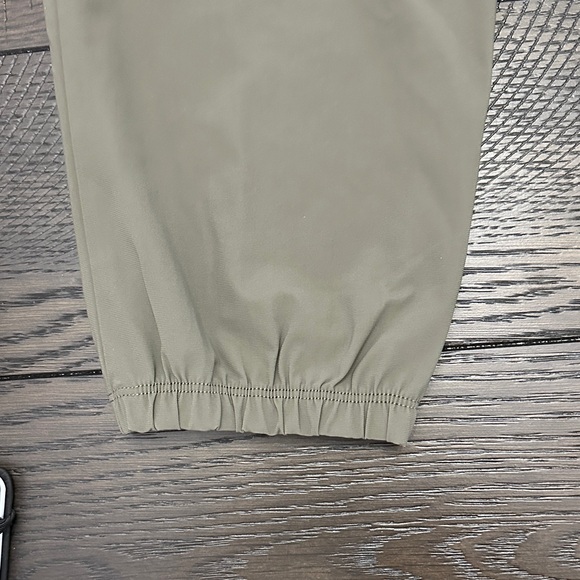 Women’s Olive Green Pants - Picture 11 of 11